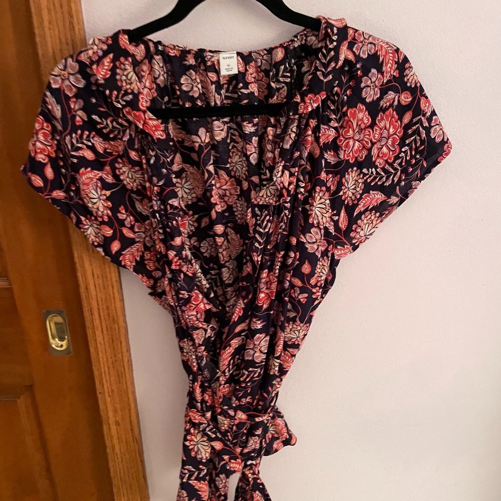 Old Navy Wrap Sleeveless Top